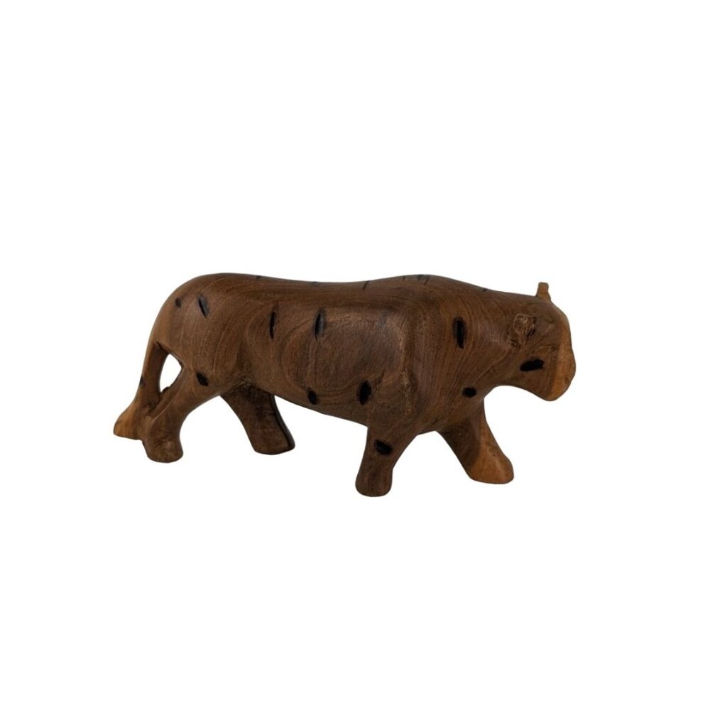 Genuine Besmo Product Wood Leopard Hand‎ Carved in Kenya African Figure